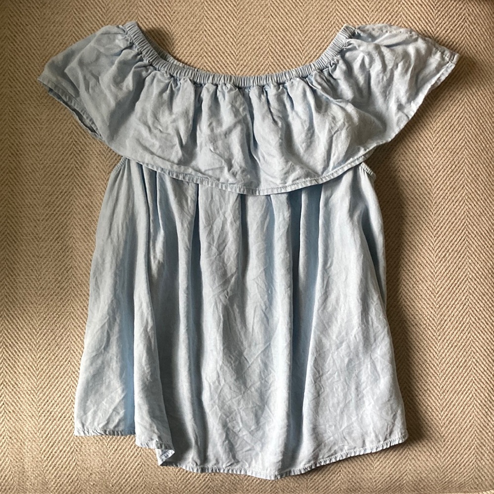 On/off shoulder Chambray Top